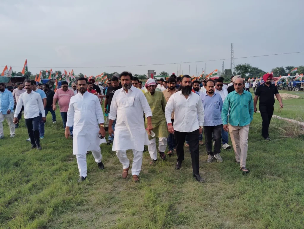 दरभंगा राहुल गांधी वोटर अधिकार यात्रा अखिलेश शुक्ला ट्रैक्टर