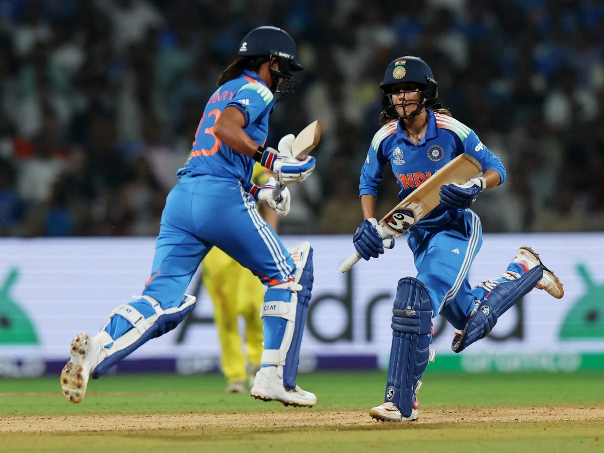 जेमिमा रोड्रिगेज (127*) और हरमनप्रीत कौर (89) के शानदार प्रदर्शन की बदौलत भारत ने ऑस्ट्रेलिया को 5 विकेट से हराकर विश्व कप के फाइनल में जगह बनाई।