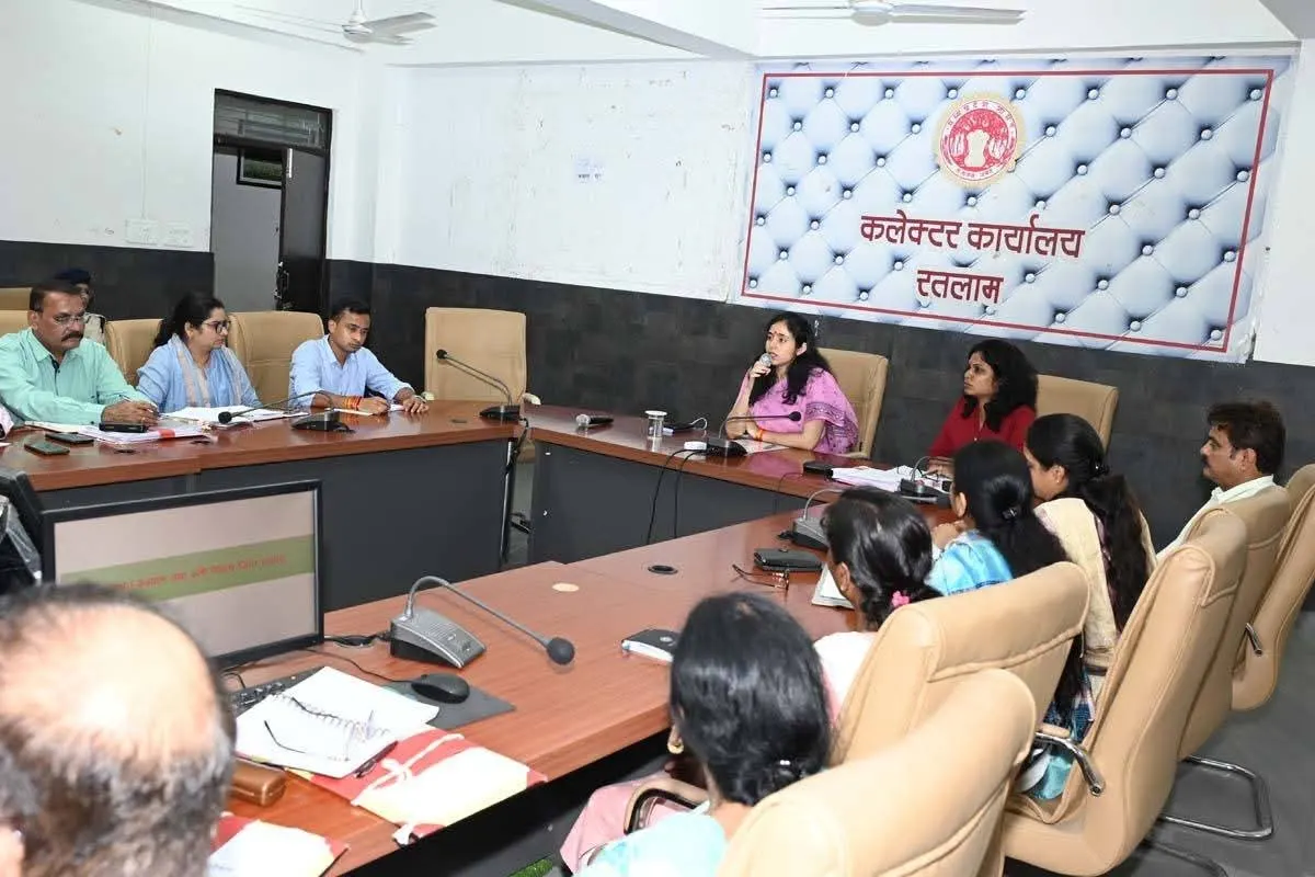 भावान्तर योजना: रतलाम कलेक्टर का आदेश - 17 अक्टूबर तक किसान चौपाल, शत-प्रतिशत पंजीयन लक्ष्य